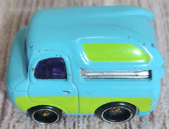 Hot Wheels Disney Pixar Toy Story 4 Bunny Diecast Car Blue Green 2″ FLAW