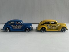 Lot of 2 Hot Wheels – Fat Fendered ’40 – Blue and Yellow New York