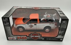 Ford F-150 STX 1:27 SCALE WITH 1958 FLH DUO GLIDE 1:24 HARLEY BY MAISTO WHITE