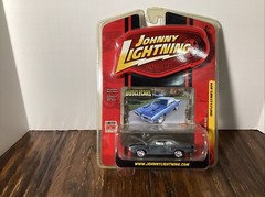Johnny Lightning WHITE LIGHTNING Muscle Cars 1970 Dodge Super Bee R14 raw metal