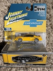 Johnny Lightning 2002 Chevy Monte Carlo Pace Car Storage Tin WHITE CHASE