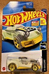 2022 Hot Wheels – #218 Lightning Bug