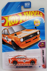 2026 Hot Wheels Orange 1972 Datsun Sunny Coupe Compact Kings #211
