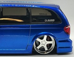 Chrysler Town & Country CAND BLUE – Jada Dub City 1:24 Scale Die-cast “MAYA”