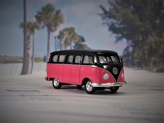 1951 – 1963 Volkswagen T1 VW 23 Window Samba Bus Classic Wheels 1/64 Scale