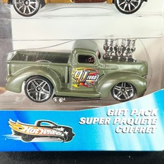 Hot Wheels Trucks 5 Pack Gift Set Diecast Cars La Troca Dodge Power Wagon 2006