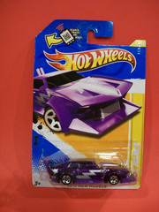 Hot Wheels 2012 #44 Mad Manga New Models Purple Variation