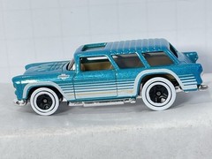 2025 HW GETAWAYS Exclusive CLASSIC ’55 NOMAD blue white Hot Wheels Car