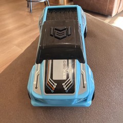 Maxx Action Blue Truck