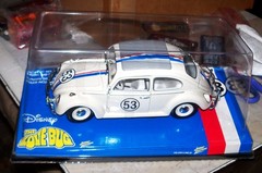 Johnny Lightning 2003 Disney Herbie The Love Bug Diecast VW Beatle 1:18 SCALE