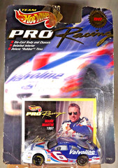 1997 Hot Wheels Pro Racing Collector 1st Edition MARK MARTIN #6 Valvoline Ford