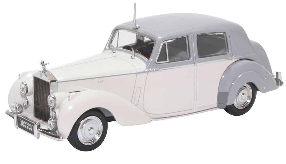 ROLLS ROYCE SILVER DAWN CAR – TWO TONE GREY – 1:43 -MINT,DISPLAY STAND,CASE INC