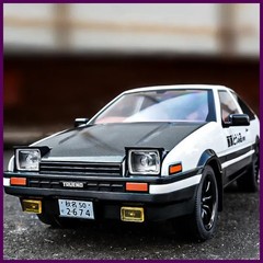 1:18 Initial D AE86 Trueno Diecast Model Car JDM Collectible Display w/ Box