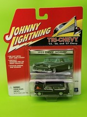 Johnny Lightning Tri-Chevy 1956 Chevy Bel Air Nomad Collectible Diecast