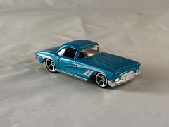 Hot Wheels 1962 Corvette 2013 Corvette 60th Aqua MC5s