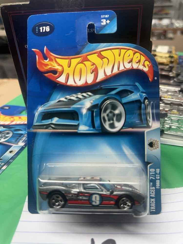2003 Hot Wheels #176 Track Aces 7/10 FORD GT-40 Gray w/Chrome 5 Spoke Wheels