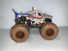 Monster Jam Mystery Mudders MG2-21 Megalodon 4X4 Truck HTF 1/64 Loose Mudder