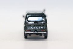 Para64 1/64 Toyota Land Cruiser 70 Series Pickup Truck Diecast Alloy Toys model