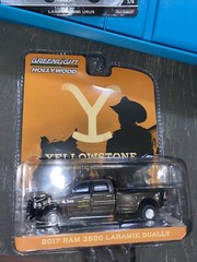 2017 Ram 3500 Laramie Dually – Yellowstone 1:64 Scale Model – Greenlight 44980F