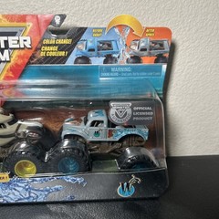 Monster Jam Color Changers HORSE POWER vs WHIPLASH Reveal The Steel 2020