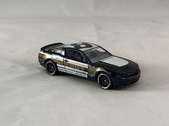 Hot Wheels 2010 Ford Mustang GT 2012 Main Street Police Dept Black PR5s