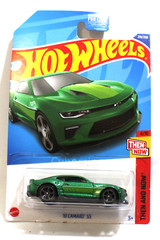 Hot Wheels 1/64 18 Camaro SS Green Diecast Model Car NEW IN PACKAGE