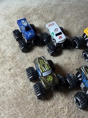 Super Quickly Monster Trucks Lot Of 6 Micro Metal & Plastic Unknown Manufacturer
