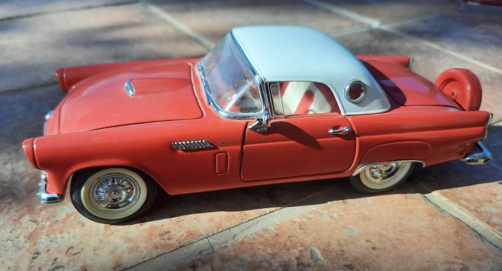 Franklin Mint Precision Models 1956 Ford Thunderbird Die-Cast Car Red