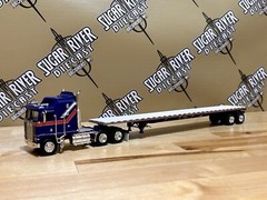 DCP 1/64 Kenworth K100 with flatbed Liberty Edition Trailer Semi Truck Farm Toy