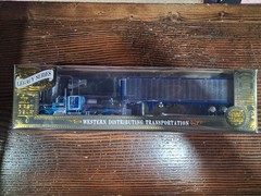 DCP 1:64 *LEGACY SERIES #2* WESTERN DISTRIBUTING Kenworth W900A w/Reefer Trailer