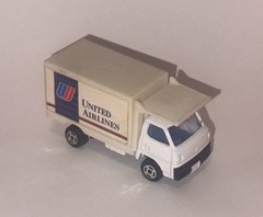 UNKNOWN BRAND Loose United Airlines Moving Truck