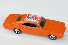 ERTL DUKES OF HAZZARD Dodge Charger GENERAL LEE 1981