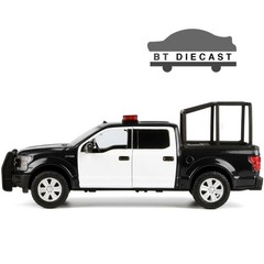 MOTORMAX 2019 FORD F-150 LARIAT CREW CAB 1/27 with STAND CAGE BLACK WHITE 79543
