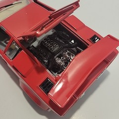 Burago Lamborghini Countach 1988 Super Car 1:24 Scale Red Made in Italy Foreign