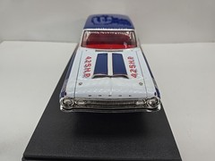 HIGHWAY 61 1964 DODGE 330 SUPERSTOCK CAR 426 HEMI 1:18 COLOR ME GONE II DIECAST