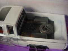 2022 Matchbox ’95 NISSAN HARDBODY (D21) truck #17/102☆white pickup w/hitch☆
