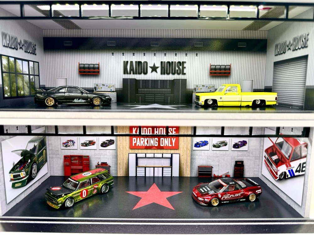 2 Pack Kaido Themed Dioramas 1:64 Scale Model Garage With LED Lighting!