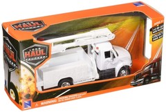 International 4200 Line Maintenance Service Truck White Long Haul Trucker Ser…