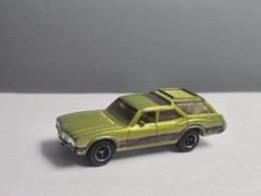 Matchbox 1971 Oldsmobile Vista Cruiser Station Wagon With Dogs Thailand Nice!