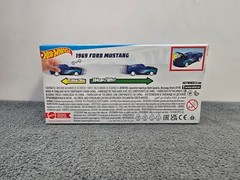 Hot Wheels Pull Back Speeders 1969 Ford Mustang 1:43 Scale