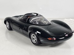 Autoart 1:18 Jaguar XJ13 Prototype Diecast Car British Racing Green New In Box