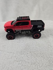 Maisto 2019 Cherolet Silverado Z71 Red 1:52 – Loose