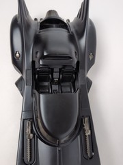 Hot Wheels 1989 Batman Batmobile 1:18 Scale Diecast Metal Mattel 2003