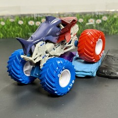 CUSTOM Monster Jam Skeleton Megalodon Two Tone Red & Blue 1:64 Monster Truck