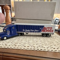 Auto Works Freightliner 1:64 Diecast Tractor Trailer Semi – Blue/White/Red
