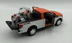 Ford F-150 STX 1:27 SCALE WITH 1958 FLH DUO GLIDE 1:24 HARLEY BY MAISTO WHITE