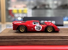 DMH 1:64 Red 1967 330 P4 #19 Hard Top Sports Model Diecast Resin Car