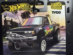 💥Hot Wheels Boulevard Datsun King Cab Baja Custom Pickup Truck Real Riders 1:64