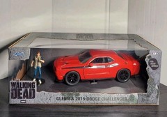 1/24 Jada The Walking Dead 2015 Dodge Challenger & Glenn Figure
