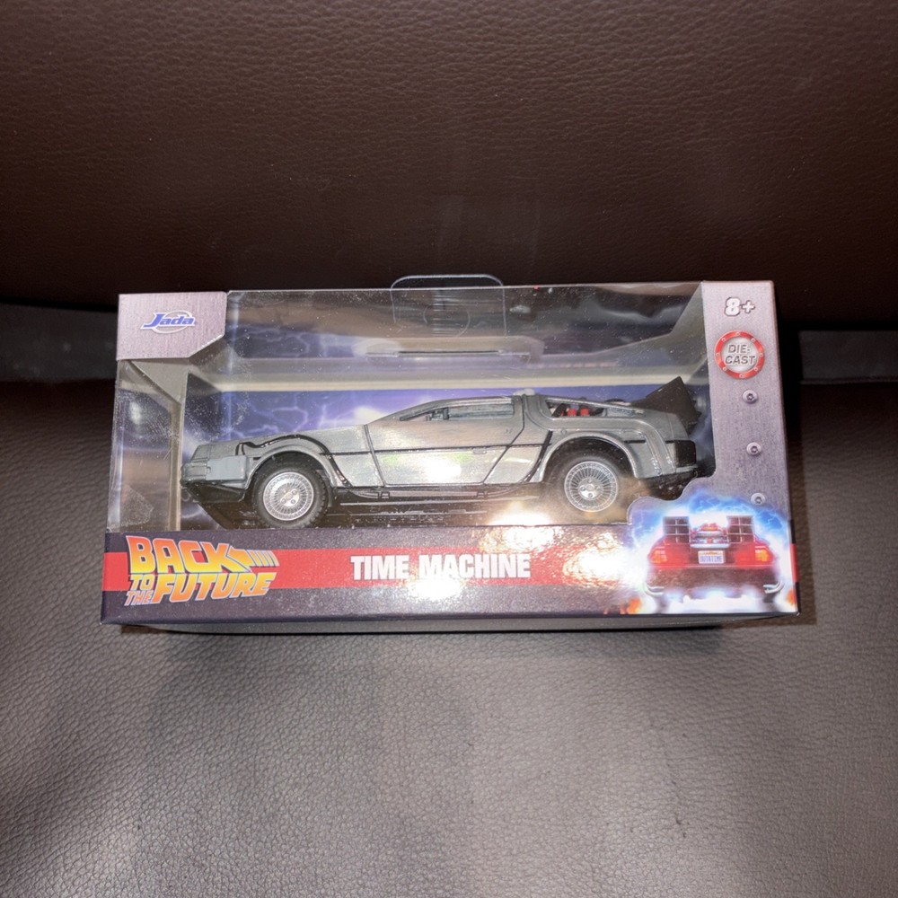 Jada Toys Back To The Future Time Machine Hollywood Rides, DeLorean Scale 1:32